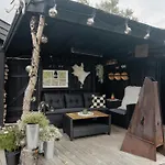 펜션 Idyllic By The Water In Hessdalen Alen