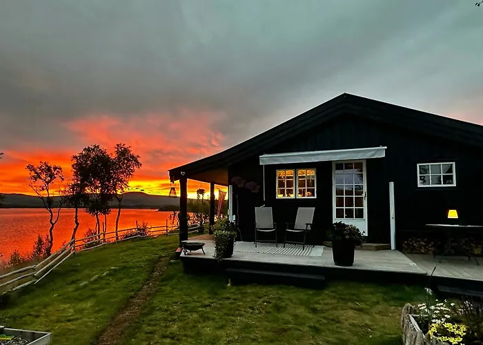 Idyllic By The Water In Hessdalen Casa vacanze
