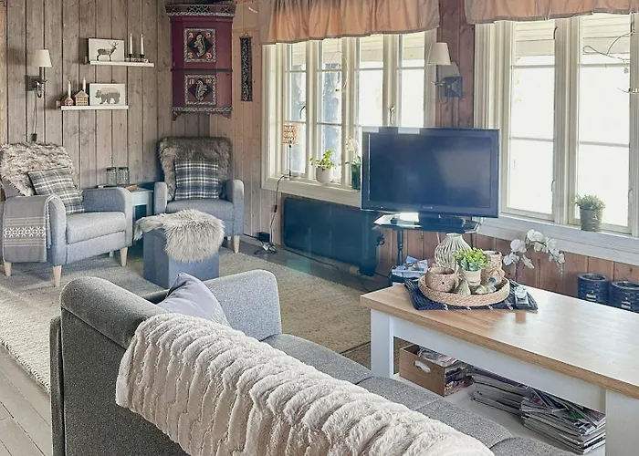 Idyllic By The Water In Hessdalen *